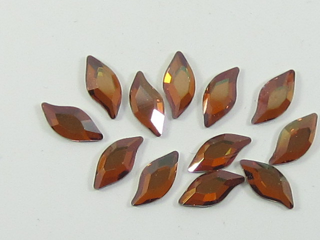 12 pcs. 10x5mm  DIAMOND LEAF COPPER FLATBACK European Rhinestones